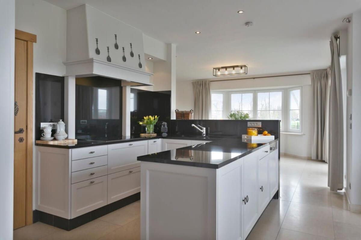 Villa Huswell - Family House With A Beautiful View In Damme Brügge Exterior foto